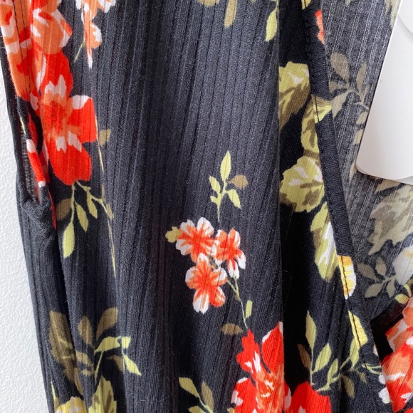 Floral Jumpsuit - Picture 3 of 3